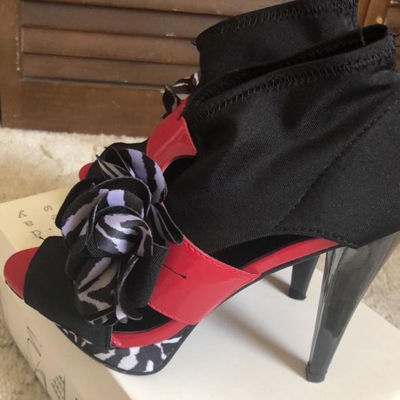 High heels - Picture 3 of 9